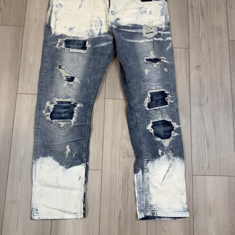 Copper Rivet Size 42/32 Slim Fit Distressed Jeans Bleached - Picture 3 of 10